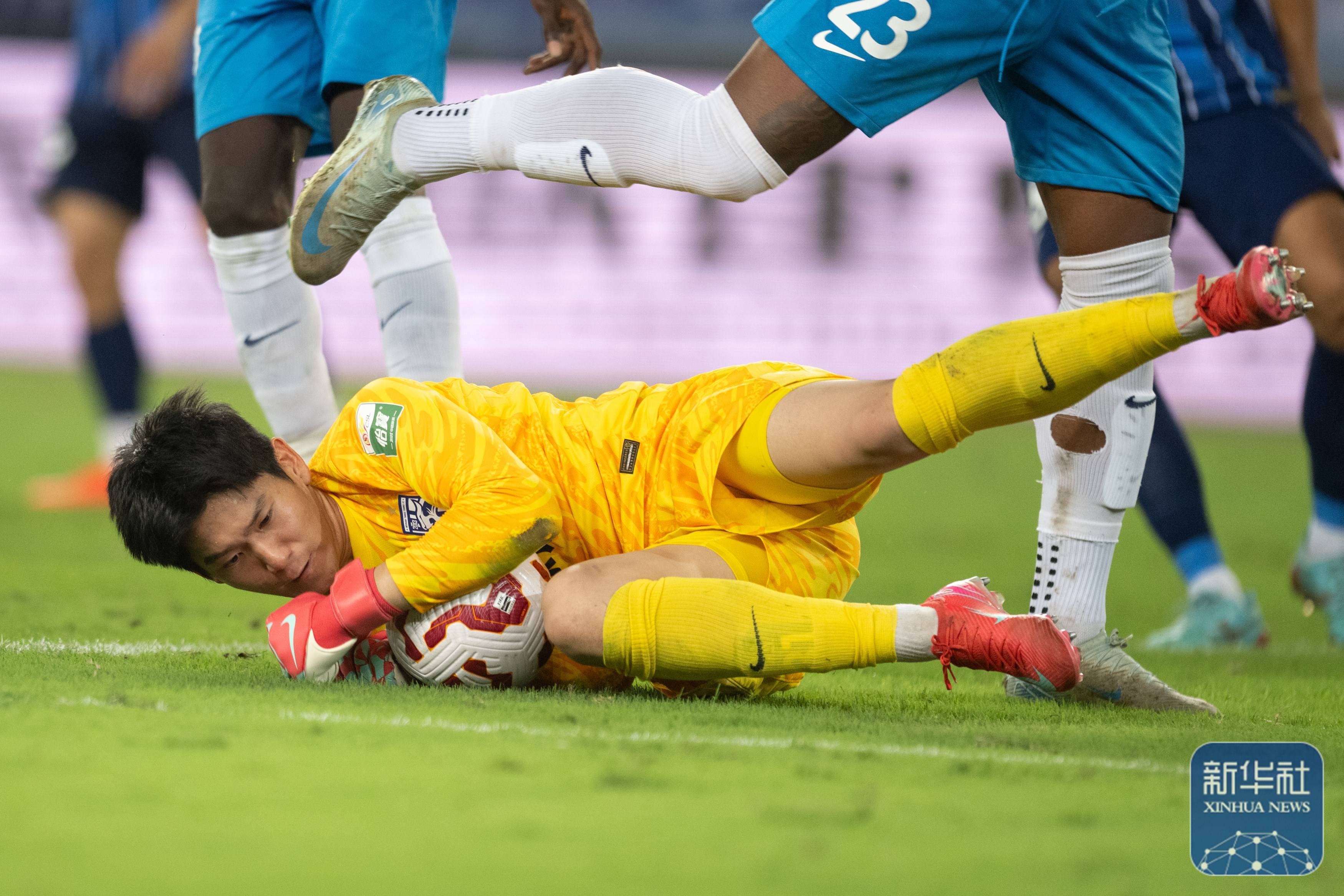 单纯依赖明 单纯依赖明