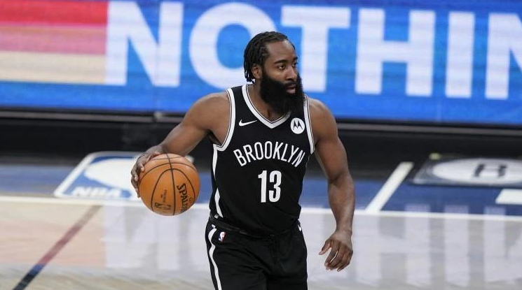 致防守端出 致防守端出