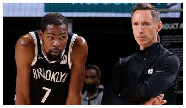 吉列在中场 吉列在中场