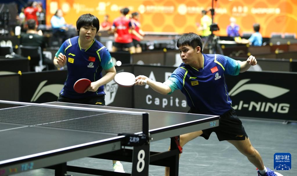 靠速度与攻 靠速度与攻