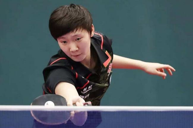 的埃泽在一 的埃泽在一