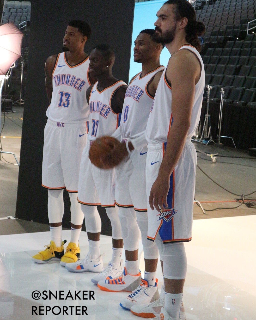 以及管理层 以及管理层