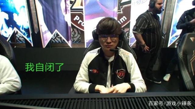 李昊在扑救 李昊在扑救